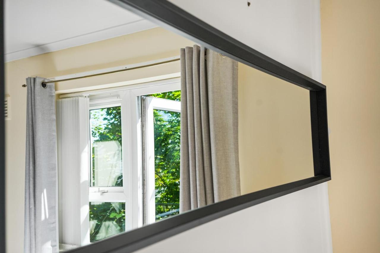 Stay In Cardiff Cathay'S Terrace Apartment ภายนอก รูปภาพ